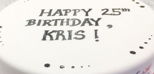 Photo: Kris Bryant surprised with birthday cake