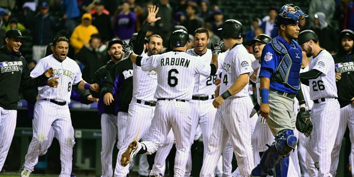 Cubs lose heartbreaker in 11th on walk-off error
