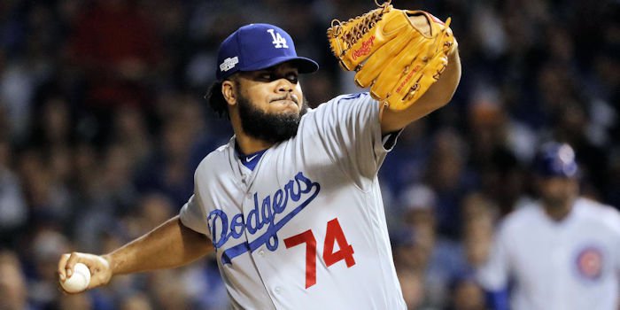 Report: Cubs trying to sign All-Star closer