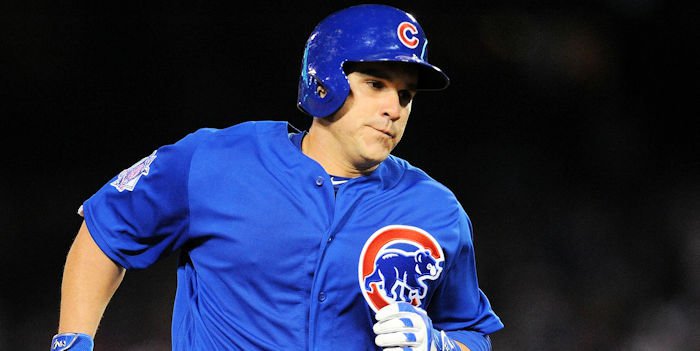 It's official: Cubs recall hot-hitting catcher to replace Montero