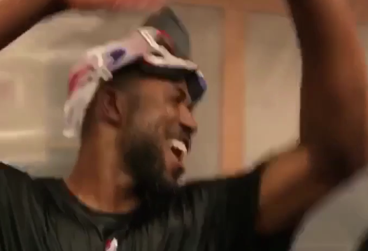 WATCH: Fowler dances in the locker room