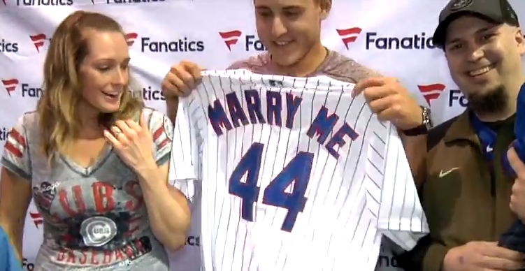 WATCH: Rizzo helps Cubs fan with surprise marriage proposal