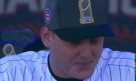 WATCH: Rizzo tears up introducing Ross at Cubs ceremony