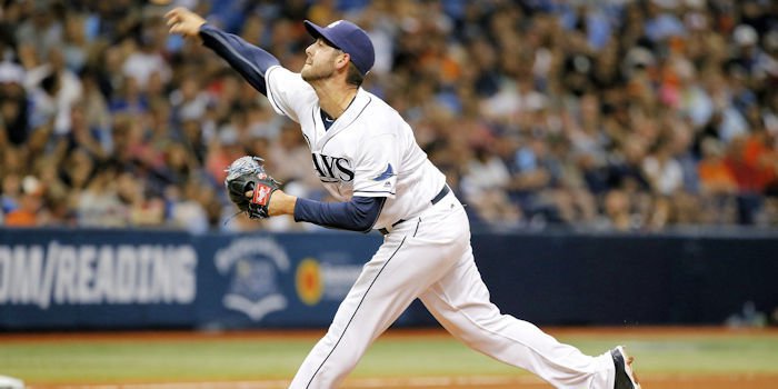 Cubs claim reliever off waivers