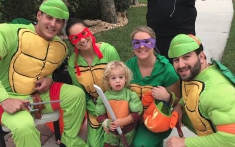 Cubs players dress up in hilarious Halloween costumes