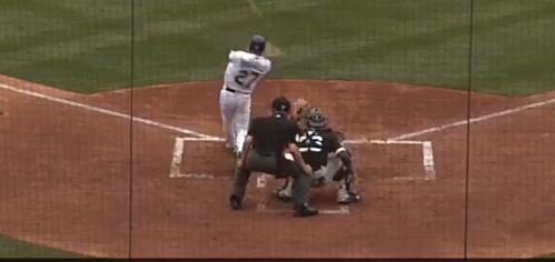 WATCH: Russell smacks homer vs. White Sox