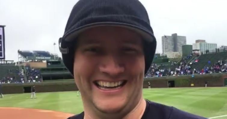 WATCH: Former Cubs pitcher gets his title ring