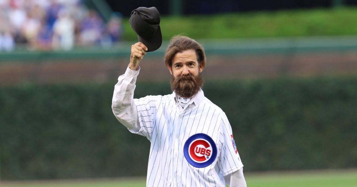 Frank Robb, the alligator expert that removed the Humboldt Park Lagoon gator, threw out a first pitch at Wrigley Field. (Credit: @Cubs on Twitter)