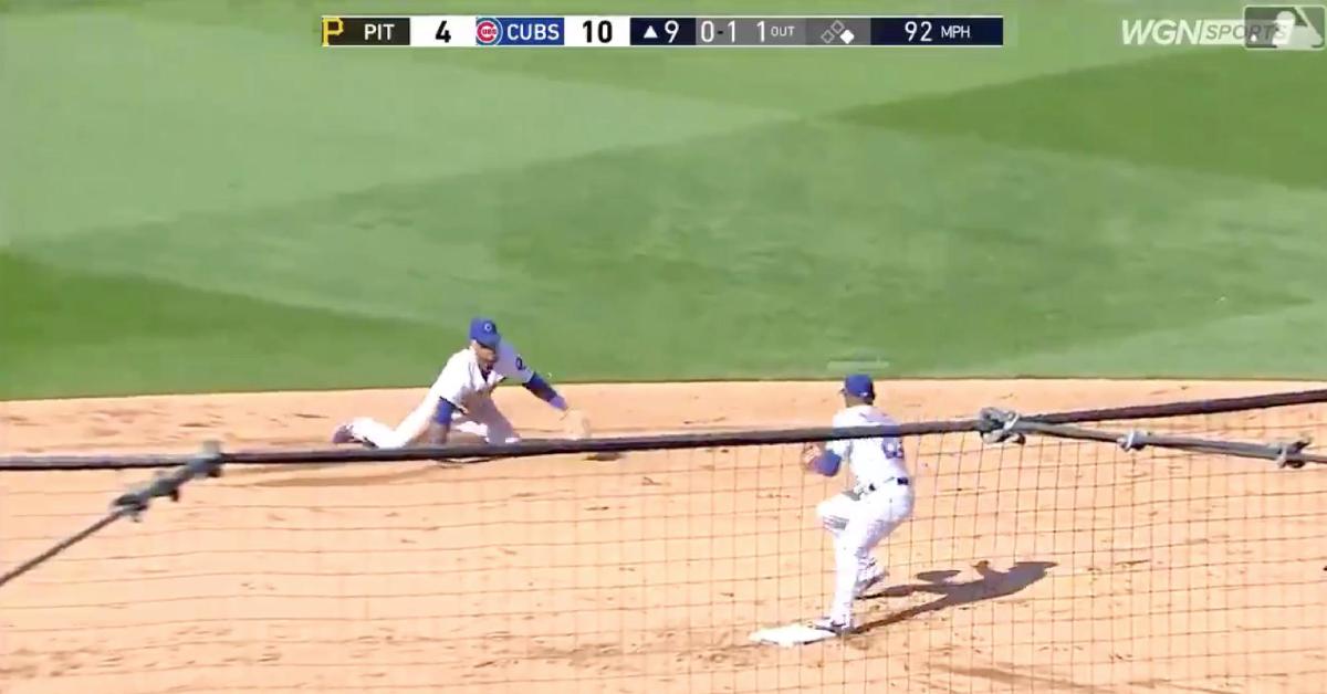 Javier Baez pulled off a jaw-dropping diving stop and ensuing glove flip as part of a game-ending double play.