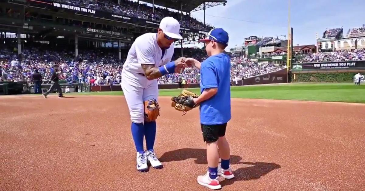 Chicago Cubs shortstop Javier Baez had an adorable exchange with a young Cubs fan on Sunday.