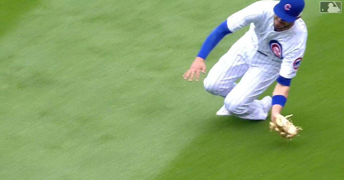 Kris Bryant made this catch just in the nick of time and potentially prevented a run from scoring in the process.