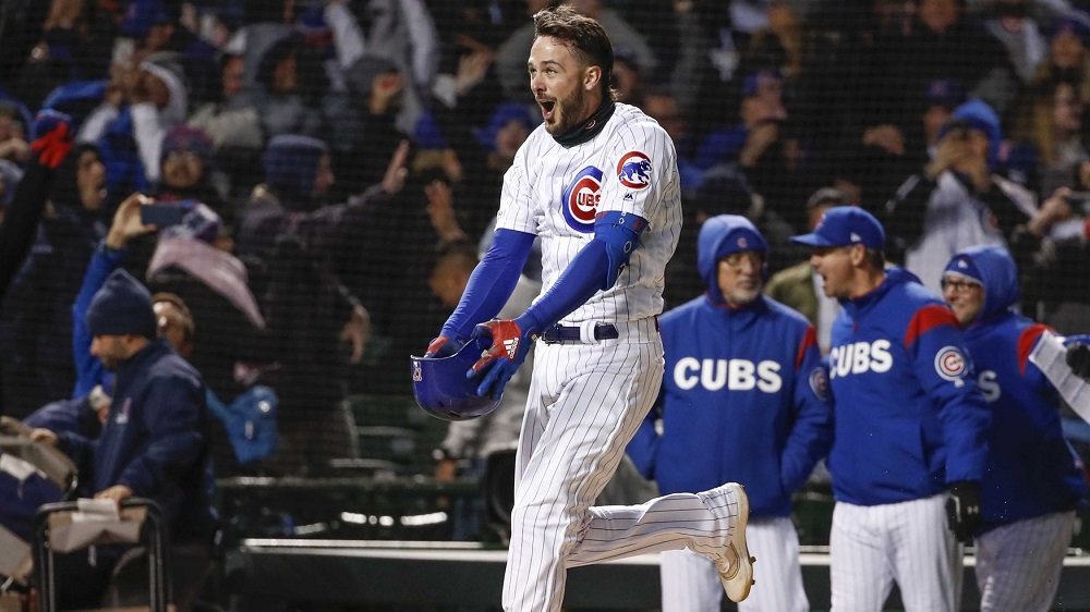 Kris Bryant sent his Chicago Cubs home with a walk-off win via a 3-run bomb in the bottom of the ninth. (Credit: Kamil Krzaczynski-USA TODAY Sports)