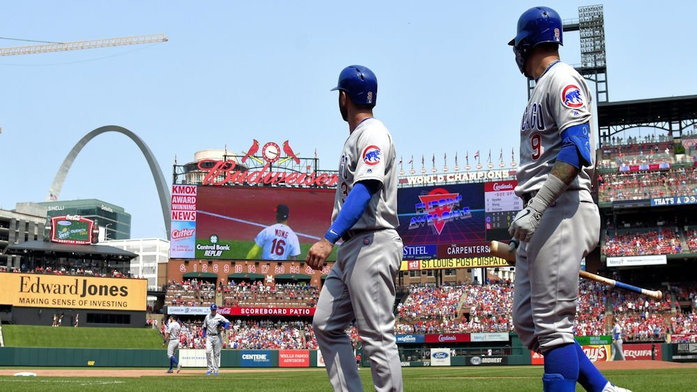 The Chicago Cubs and the St. Louis Cardinals will take their rivalry across the pond next year. (Credit: Jeff Curry-USA TODAY Sports)