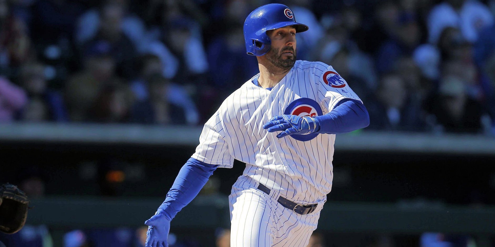 Second baseman Daniel Descalso was called upon to pitch as part of a long night for the Cubs. (Credit: Rick Scuteri-USA TODAY Sports)