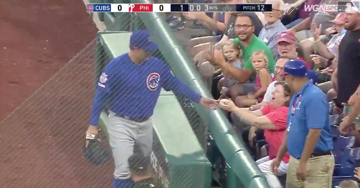 Thanks to Anthony Rizzo's kindness, a fan changed from fearful to happy in a matter of seconds.