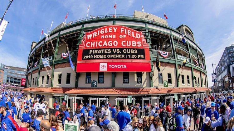 The Chicago Cubs organization is weighing its options pertaining to enhanced protective netting at Wrigley Field. (Credit: Patrick Gorski-USA TODAY Sports