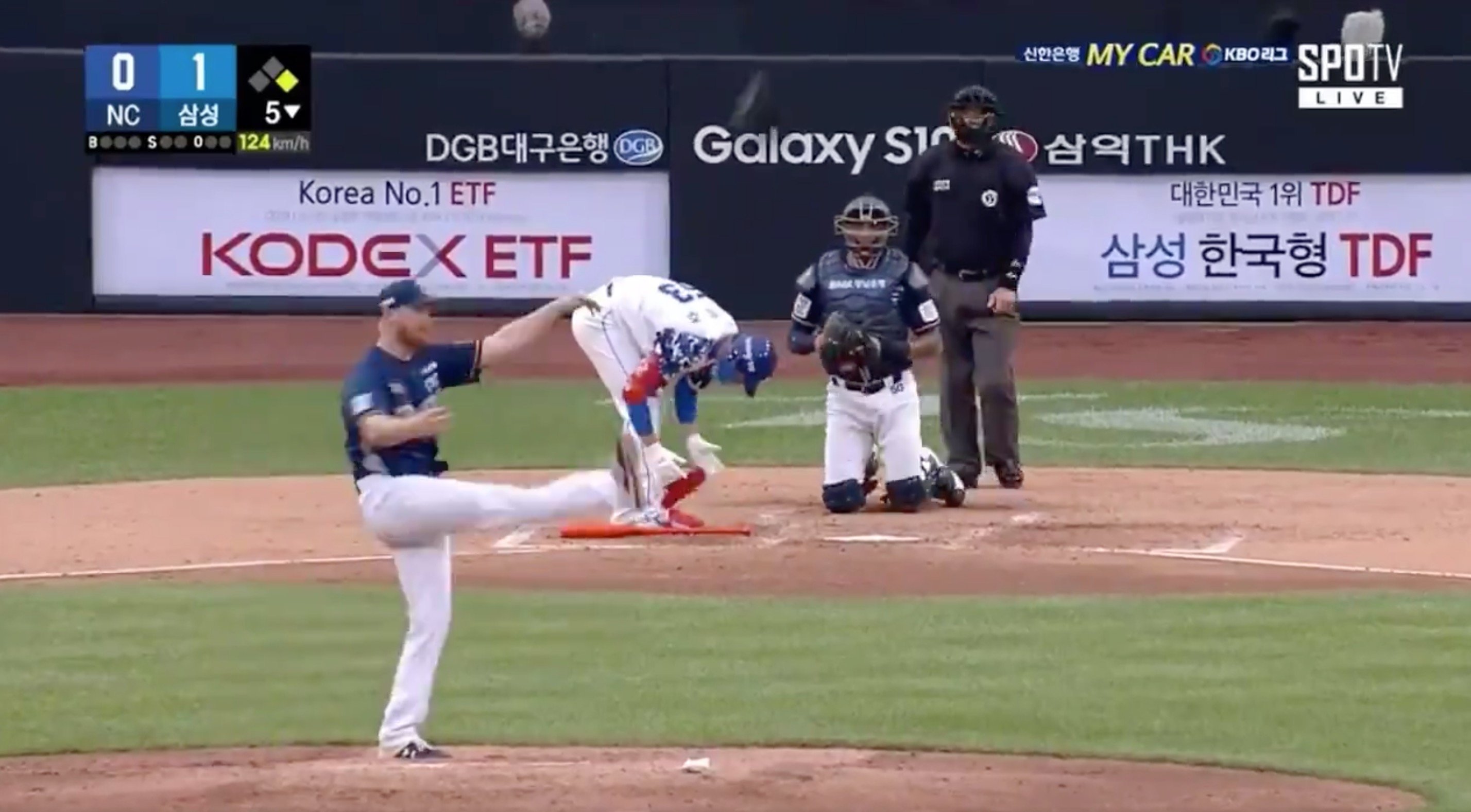 Former Cubs pitcher Eddie Butler lost his cool while pitching in a South Korean game. (Credit: Dennis Wierzbicki-USA TODAY Sports)