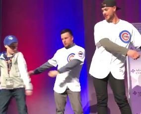 WATCH: Schwarber, Bryant attempt to floss dance