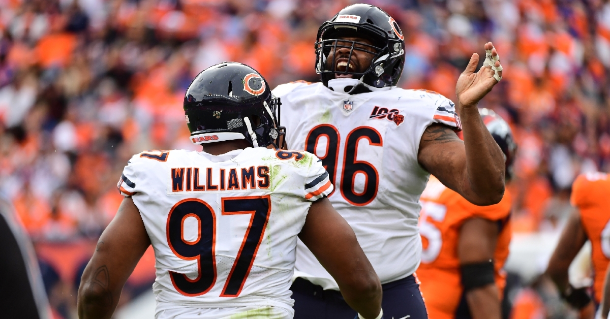 Hicks is a run stopper for the Bears (Ron Chenoy - USA Today Sports)