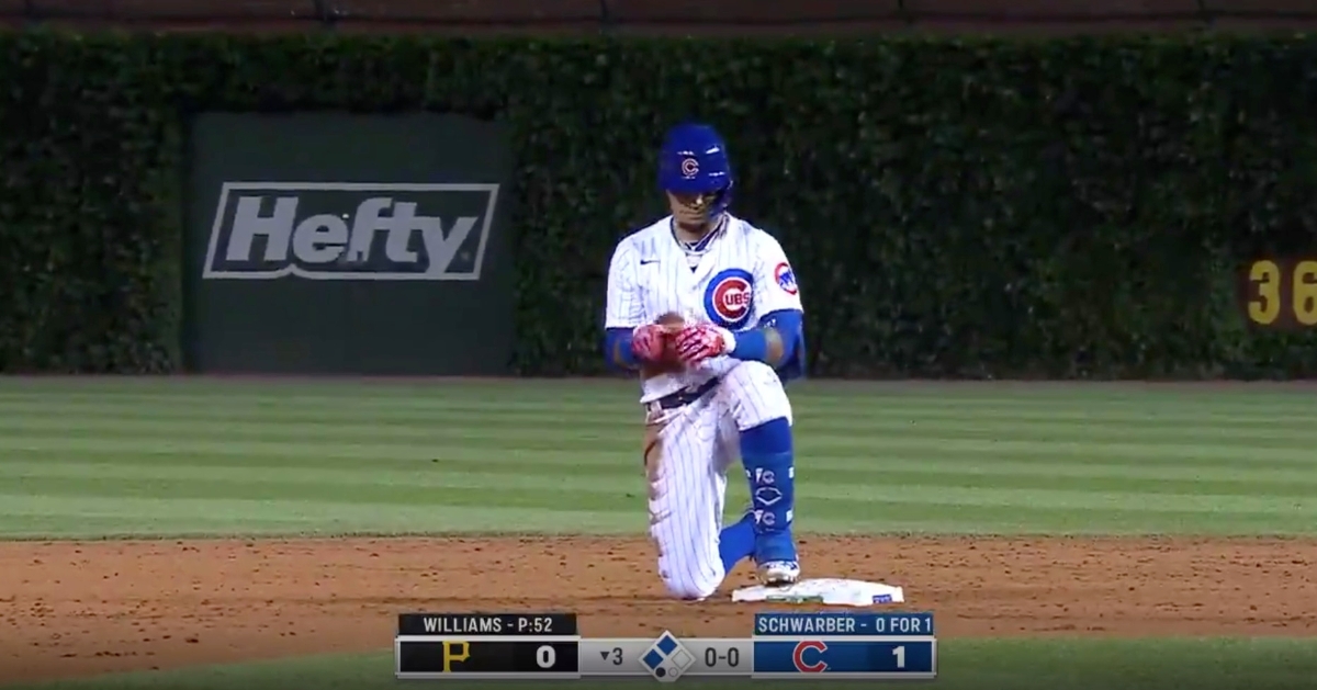 Javier Baez reached second base on a bunt single that led to a throwing error. A run scored as a result of the error.
