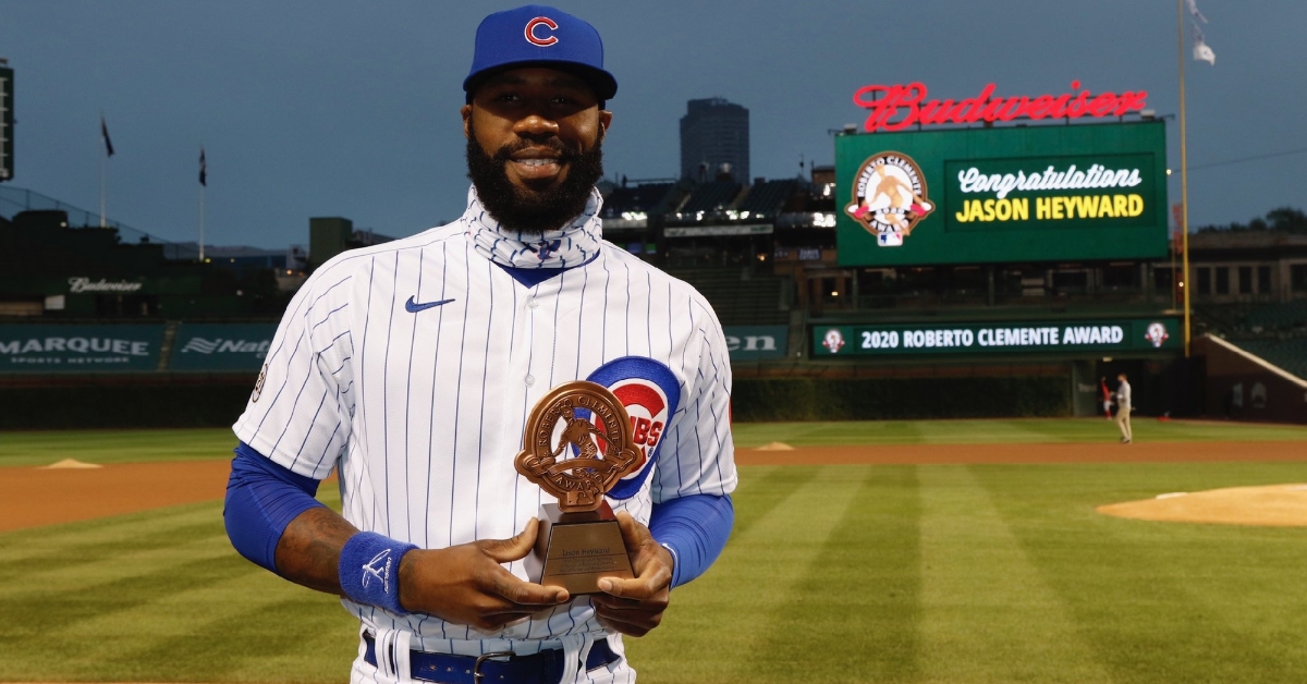 Chicago Cubs right fielder Jason Heyward received his Roberto Clemente Award on Wednesday. (Credit: @Cubs on Twitter)