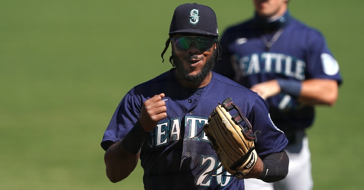 Cubs claim former Mariners outfielder off waivers
