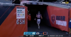 WATCH: Cole Kmet scores on 11-yard reception, runs up tunnel