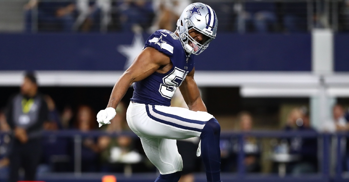 Bears sign standout DE for $70 million contract