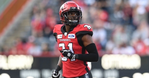 Chicago Bears sign highly coveted cornerback