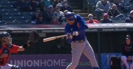 WATCH: Kris Bryant leaves game after getting hit by pitch