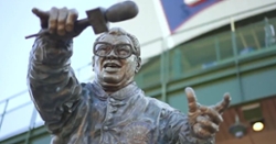 WATCH: Cubs 2021 season farewell video narrated by Jon Morosi