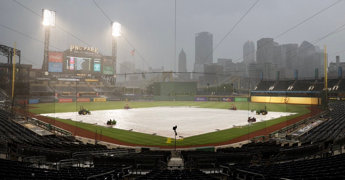 Rain in Pittsburgh delayed the start of Wednesday's Cubs-Pirates game at PNC Park. (Credit: @Cubs on Twitter)
