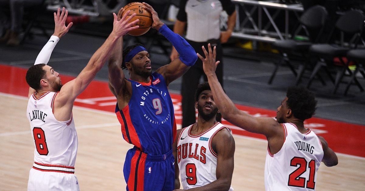 Bulls picked up the 100-86 win (Tim Fuller - USA Today Sports)