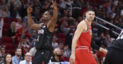 Rockets catch fire in second half to upset Bulls