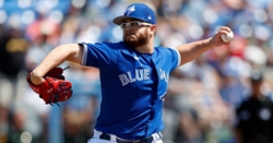 Cubs claim lefty off waivers, Rivas designated for assignment