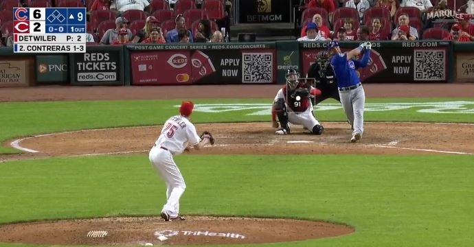 Contreras joined the hit parade against the Reds 
