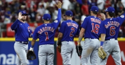 Fly the W: Cubs win three straight in victory over Reds
