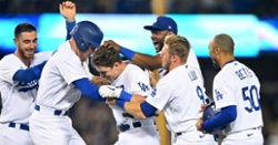 Dodgers rally late to walk-off Cubs in extras