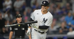 Yankees blast six homers in rout of Cubs