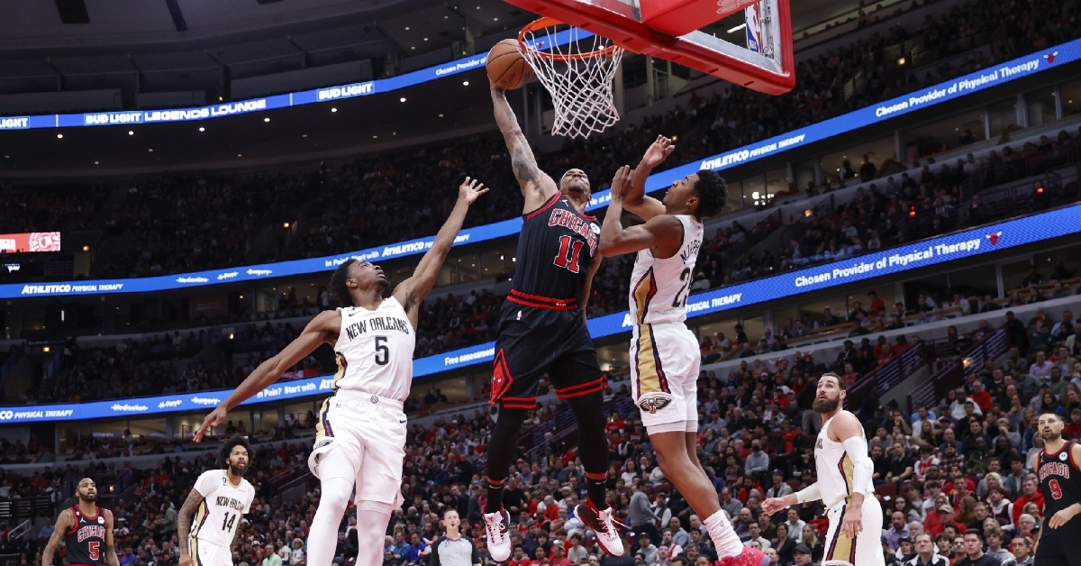 Bulls defense let another late lead slip away against Pelicans