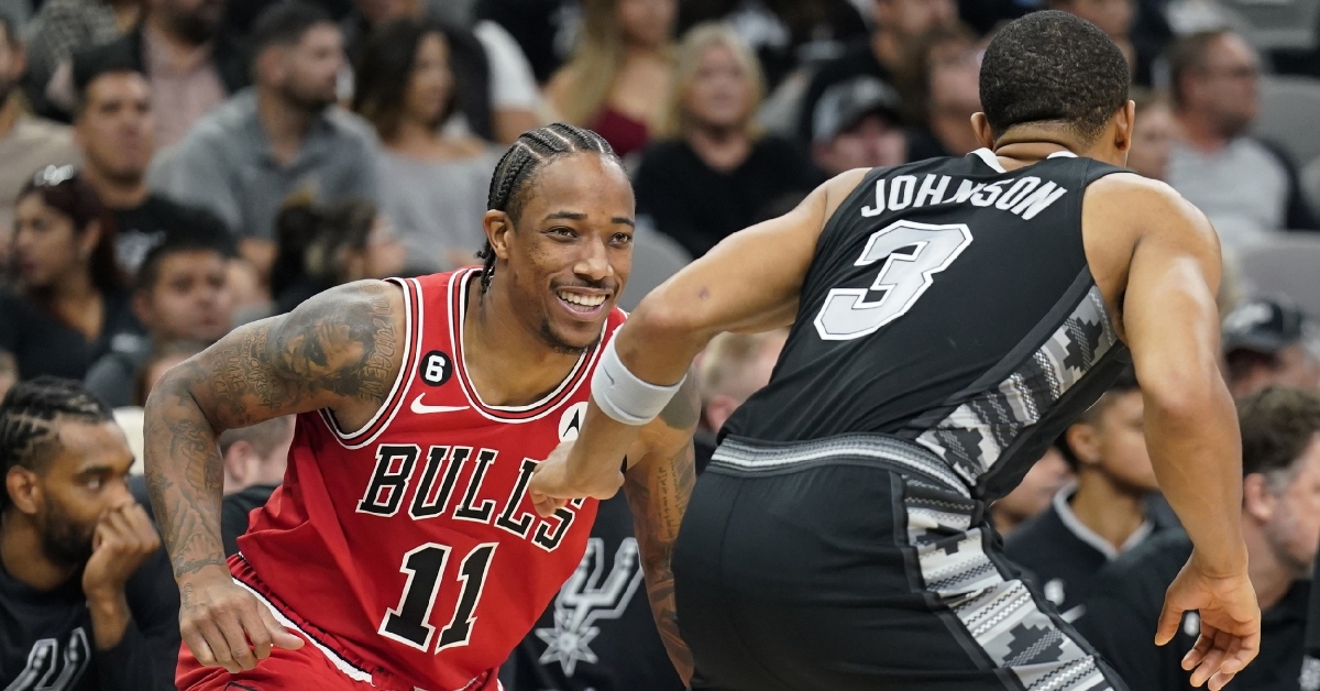 Bulls News: DeRozan surpasses 20K points in loss to Spurs