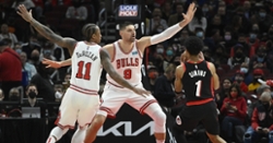 Offense heats up as Bulls take down Portland