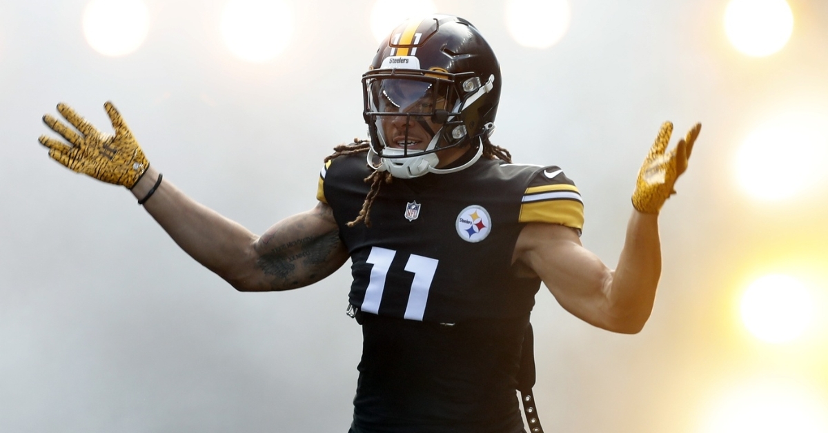 Bears trade with Steelers for talented receiver