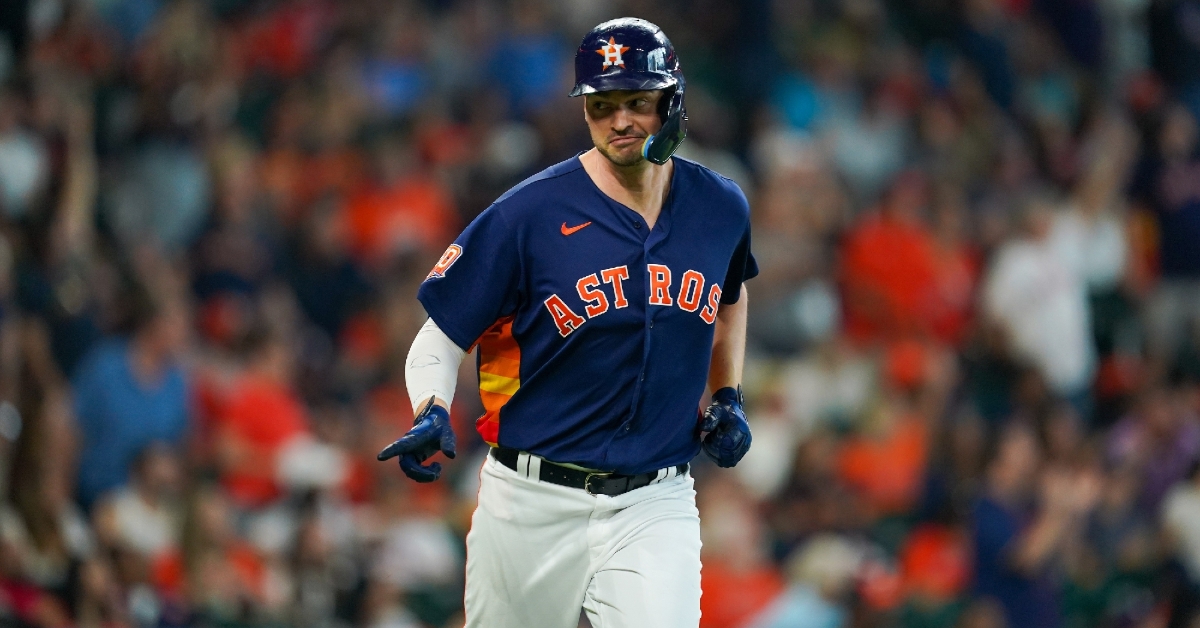 Cubs sign Trey Mancini to two-year deal, pitcher designated for assignment