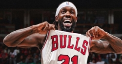 Bulls dismantle Nets in Beverley's first game