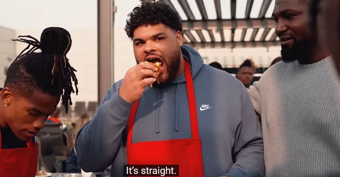 WATCH: Bears rookies compete in a cook-off at Halas Hall