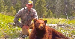 LOOK: Jay Cutler kills black bear on Montana hunt