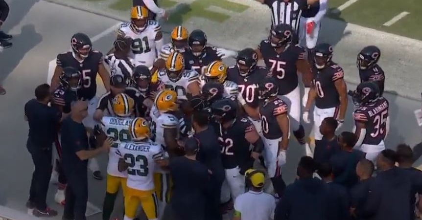 Bears News: Fight breaks out after hit on Justin Fields