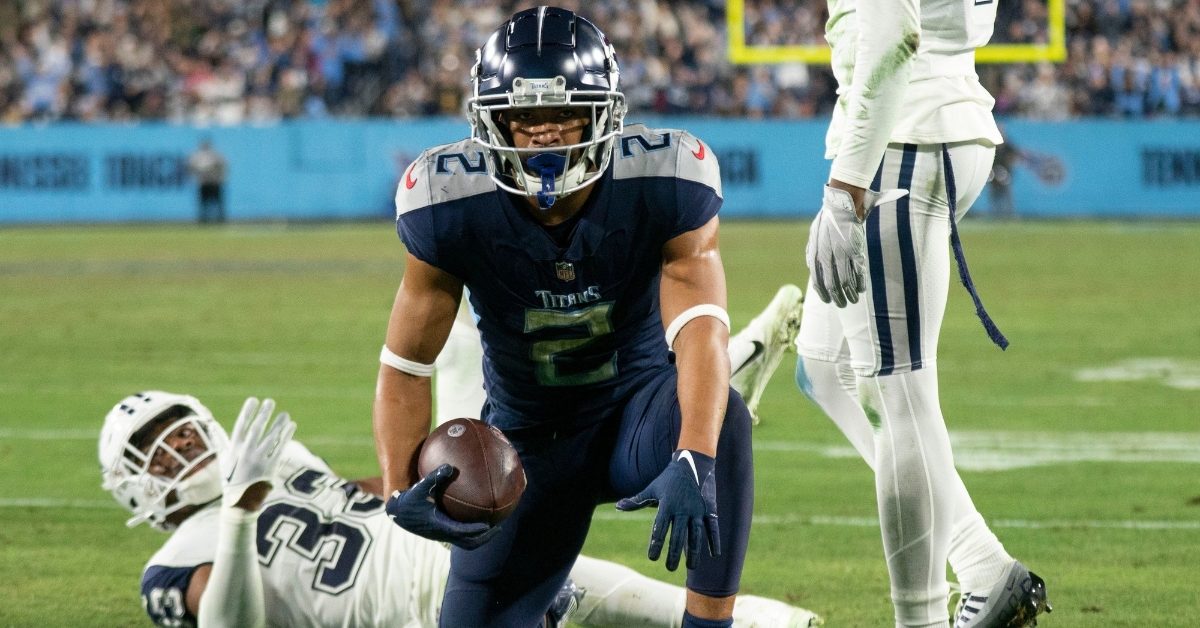 How Titans’ salary cap problems could help the Bears