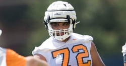 Former NFL center loves Darnell Wright: 